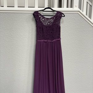 David's Bridal plum lace bridesmaid dress size 8